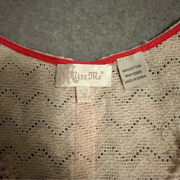 Miss Me cream crochet tank sheer size M - Picture 4 of 5